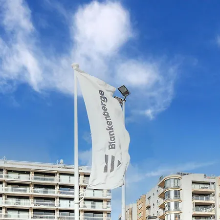 Апартаменты Luxury 2-bedroom Apartment, Cleaning Included Бланкенберге