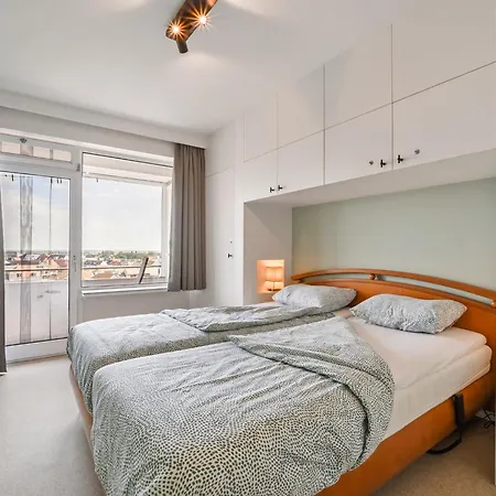 Luxury 2-bedroom Apartment, Cleaning Included Апартаменты *